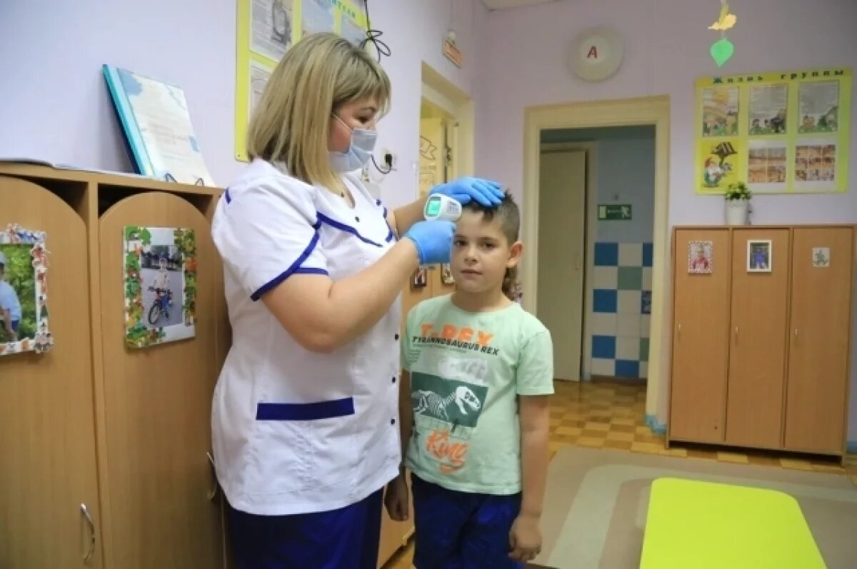    В детсадах и школах Ижевска детей ежедневно проверяют на заболевание ОРВИ