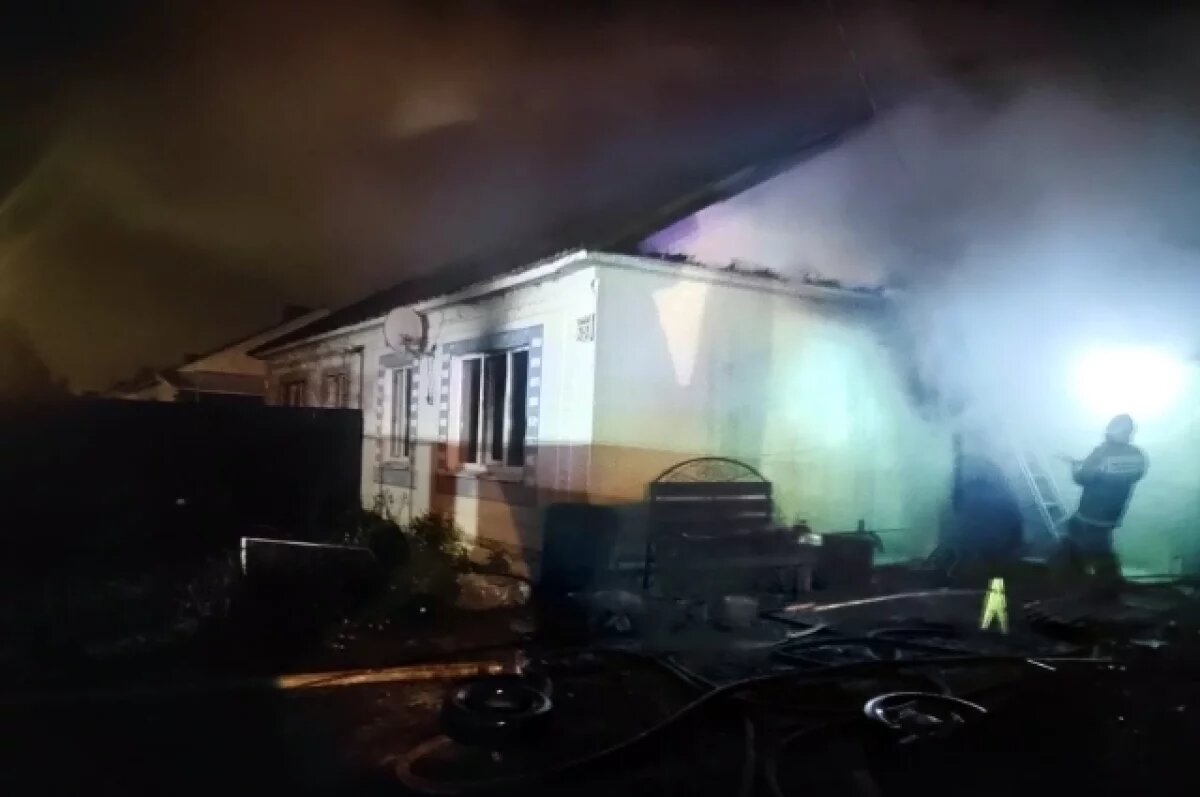    Под Самарой во время пожара в доме погибли два человека