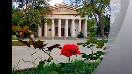 Православие в античной эстетике... Храм Святых Апостолов Петра и Павла в Севастополе.