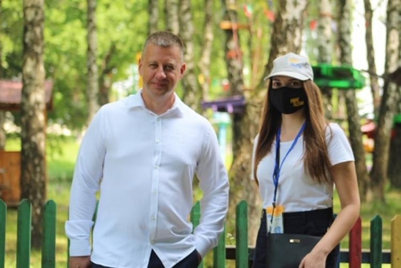    На Украине начали торговать советскими памятниками. Бюст разведчика Кузнецова выставлен на аукцион
