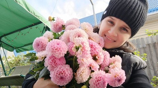 ОДИН ДЕНЬ ЖИЗНИ В ДЕРЕВНЕ!СТРОИМ НОЧЬЮ, УСПЕТЬ ДО ХОЛОДОВ! ВСЁ СТАНЕТ ЛУЧШЕ!