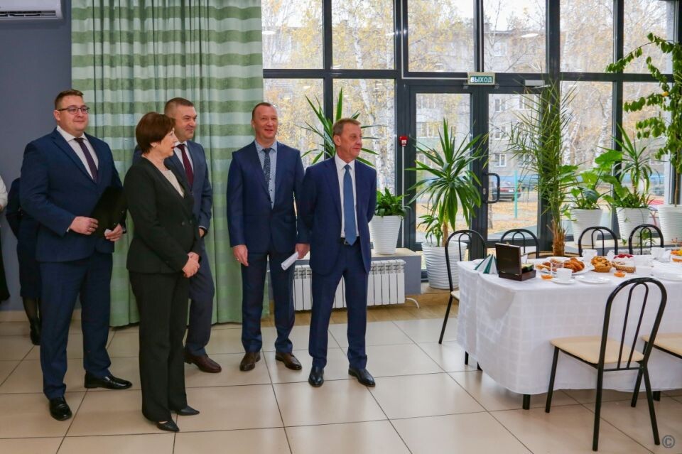    КШП "Глобус". Школьное питание.. Источник: barnaul.org