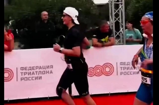    В последние несколько лет Елена активно занималась бегом, велоспортом и плаванием. Фото: Федерация триатлона Петербурга