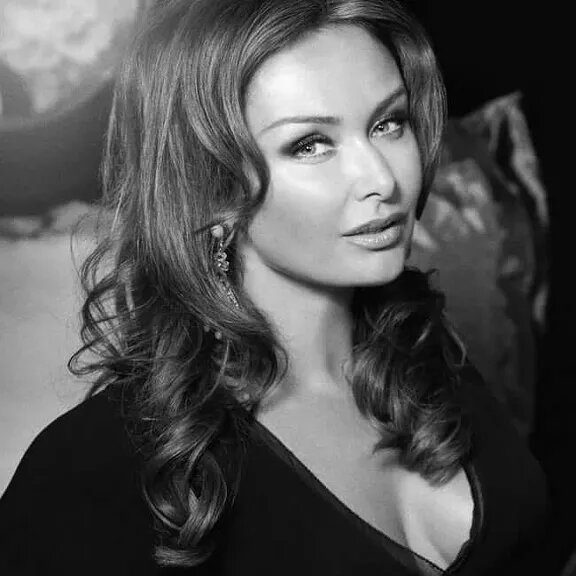  Елена Изаксон