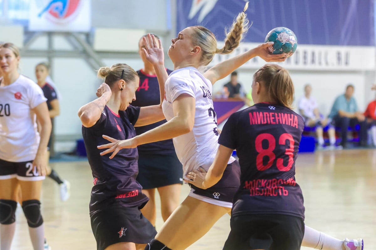    Яна Сотникова против "Звезды"