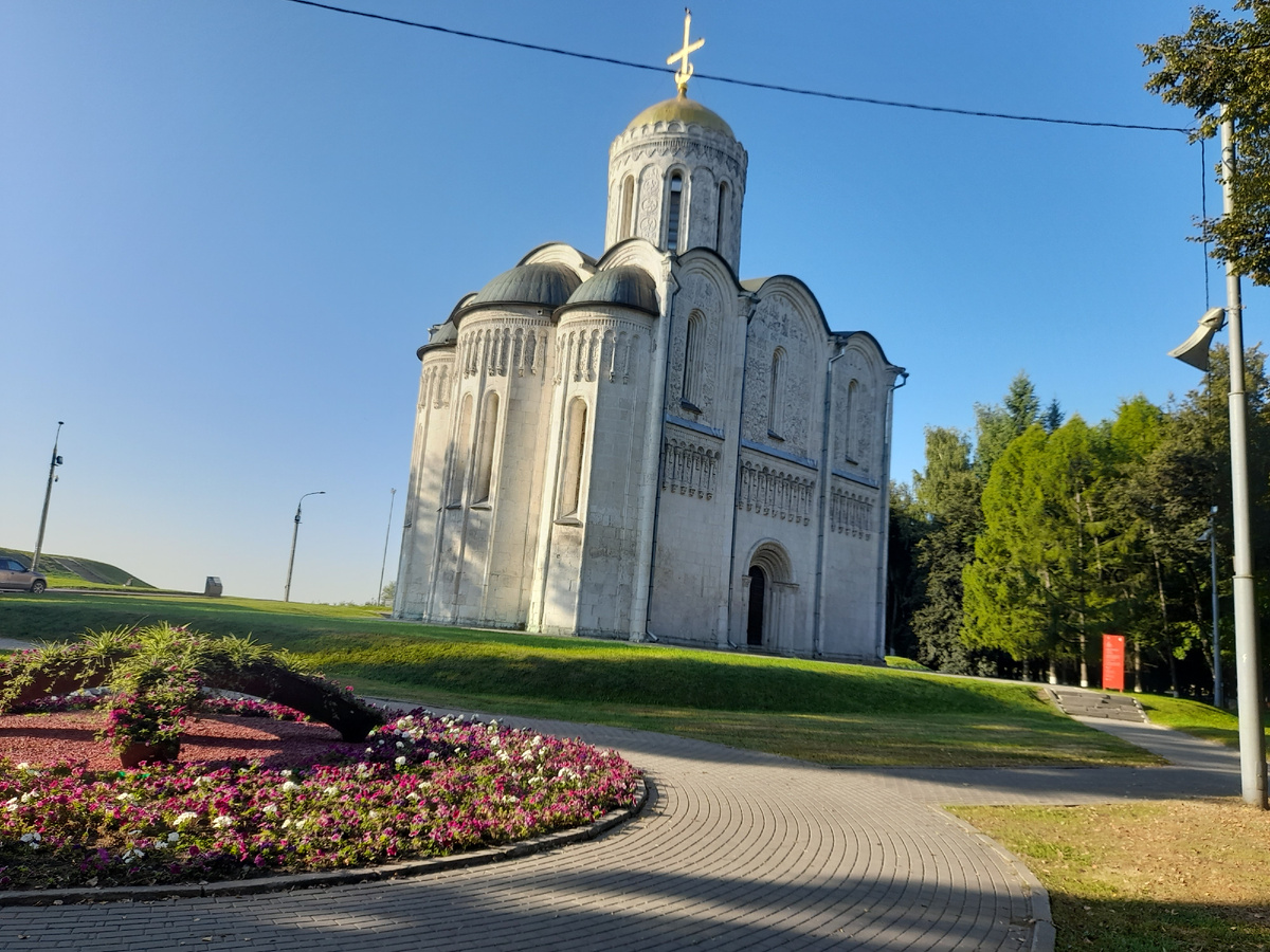 Владимир. Дмитриевский собор