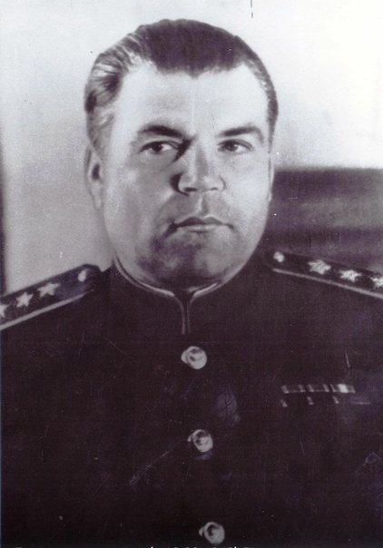Генерал армии Р.Я. Малиновский 1943 г.