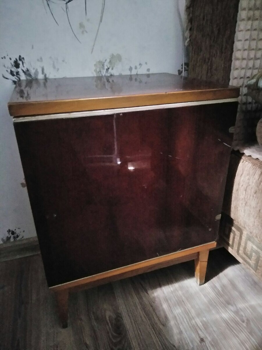 бедолага моя так и стоит неприкаянная (((