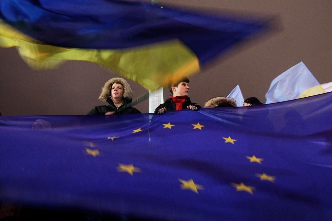    Politico: ЕС задержит помощь Украине из-за выборов в Германии