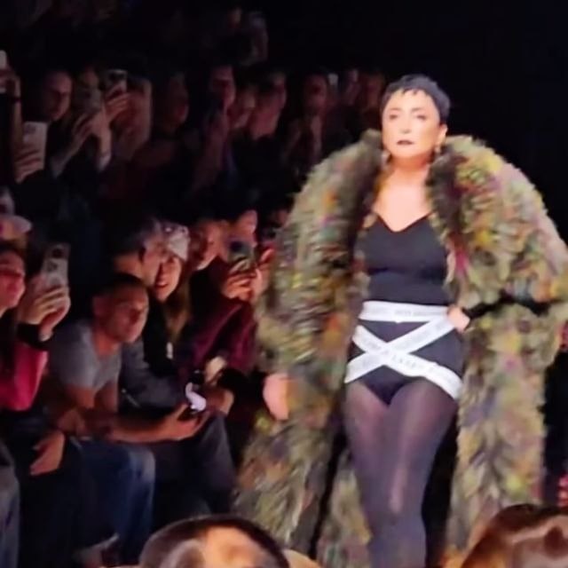 Лолита в наряде от Игоря Гуляева. Фото: соцсети Лолиты 