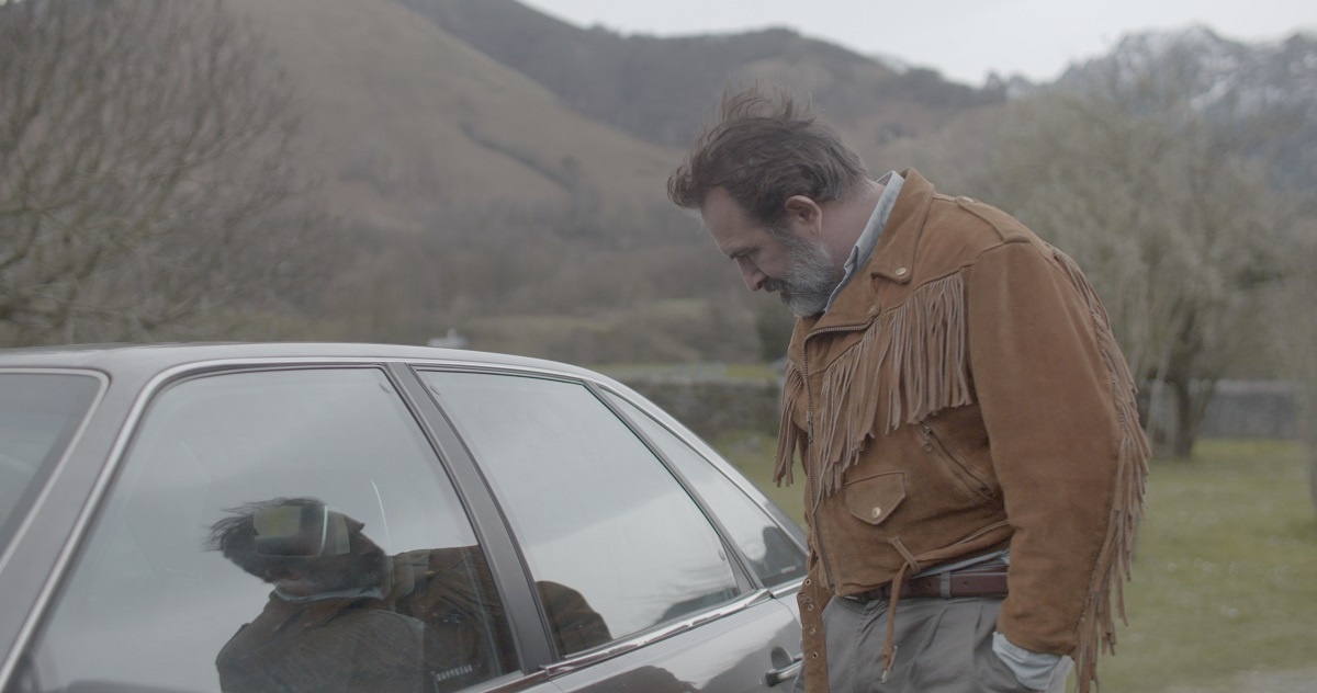 фото с сайта https://www.kino-teatr.ru/kino/movie/euro/135038/foto/859134/