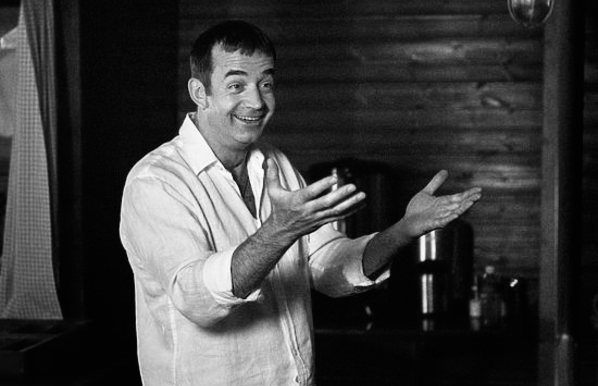 Дмитрий Певцов