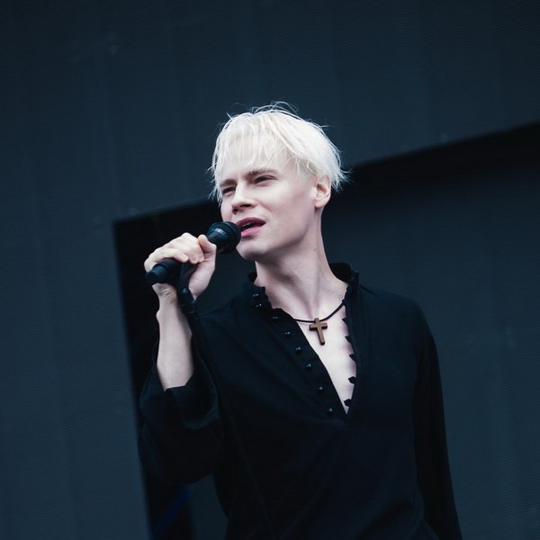     Оренбуржцы возмутились, что Shaman не перечислил деньги пострадавшим от паводка