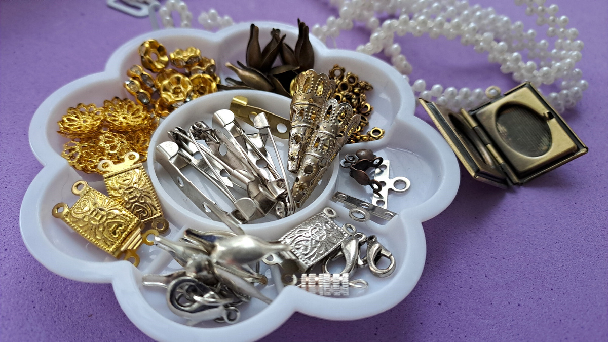 Фурнитура для создания украшений из бисера