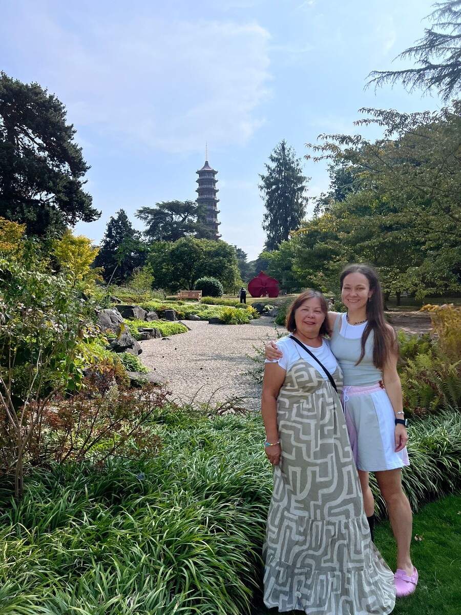 Мы с дочкой в Ботанических садах Кью