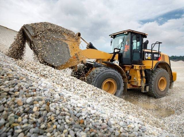 Осуществим поставки нерудных сыпучих материалов различного рода.