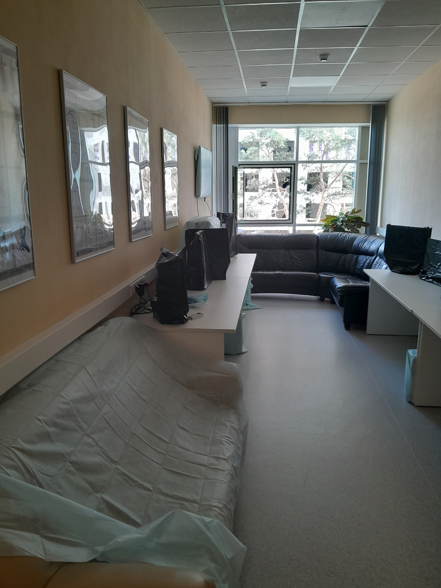 Техника и отсутствие очередей в лор-центре не могут не радовать (фото автора)