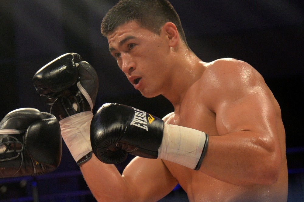    Бивол подтвердил: они с Бетербиевым не друзья. Но тут ничего личного, только бизнес, шанс осуществить мечту. / Фото: РИА Новости