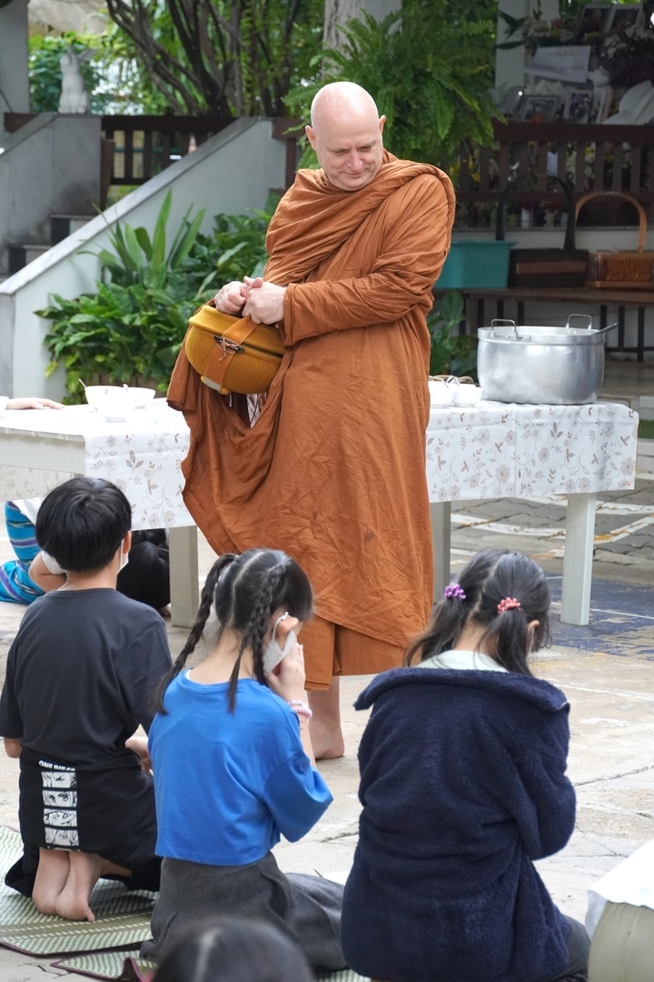 Создать карусельДобавьте описание