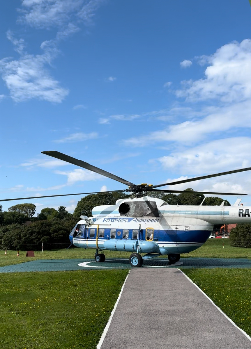 Тот самый вертолет у Петропавловской крепости 