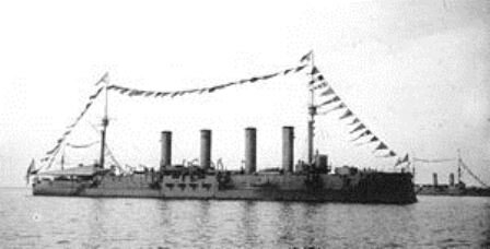 1914, 11 октября (28 сентября по старому стилю): Броненосный крейсер «Паллада» при возвращении из дозора у входа в Финский залив был атакован германской подводной лодкой. Паллада» стала одним из первых российских боевых кораблей, погибших в Первой мировой войне.