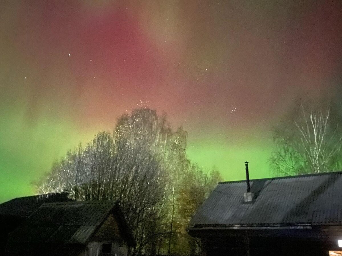    Северное сияние в Коми округе. © предоставлено "НК" Мариной Белавиной