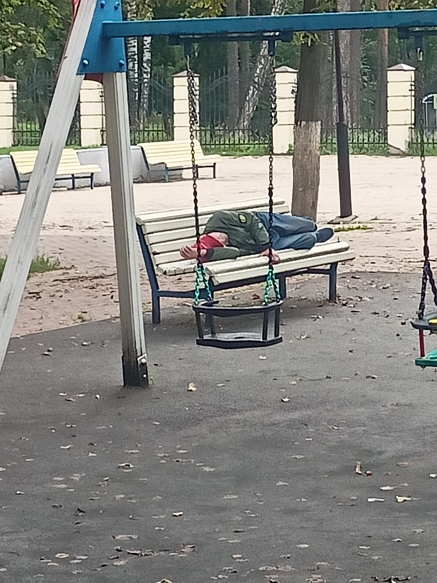 Вот кому на Руси жить хорошо. 
