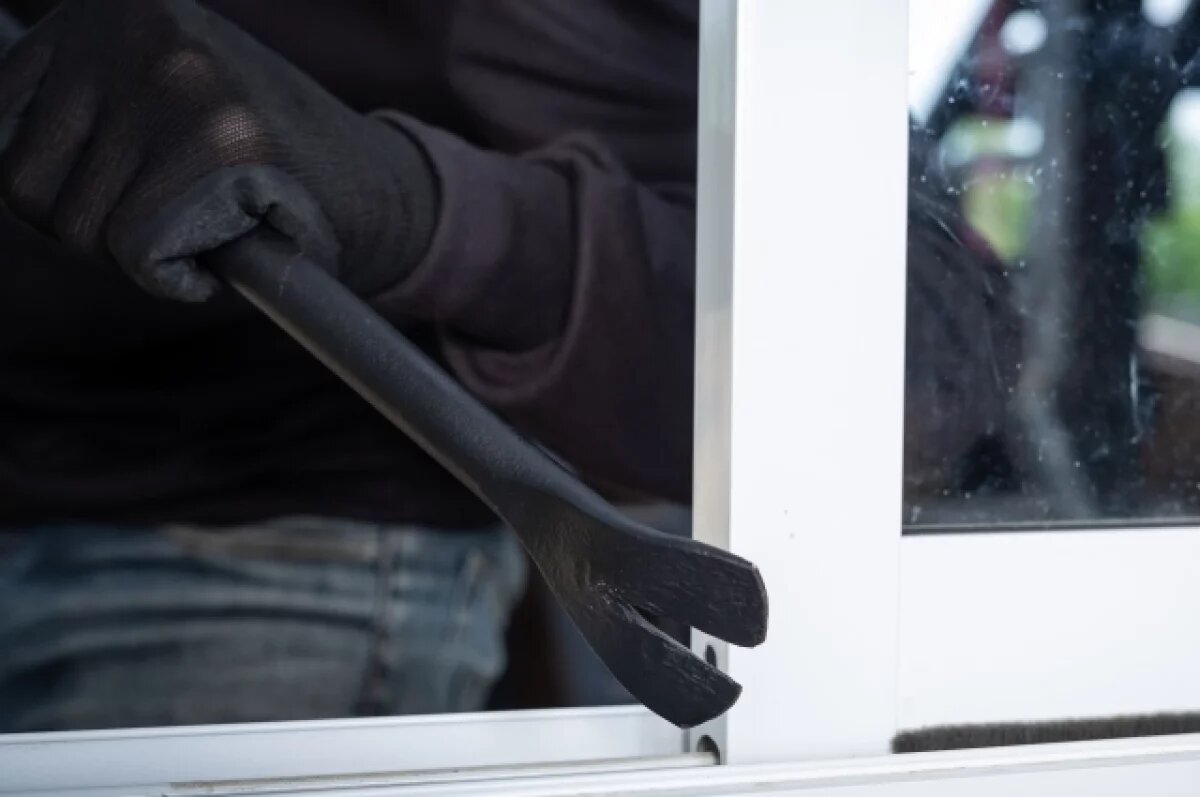    В Кузбассе осудили пять жителей банды, которые грабили и избивали людей