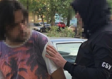   Киевскому учителю музыки, который выступил против кладбища в центре Киева, грозит 8 лет тюрьмы