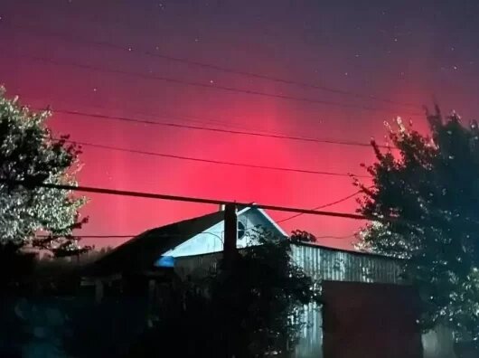    Северное сияние над Роствоской областью //Фото из паблика "Ростов папа"