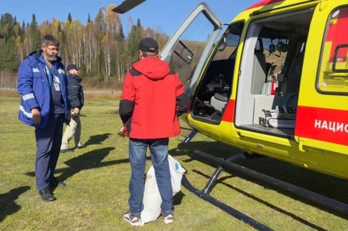    Врачи в Кузбассе на вертолёте доставили в больницу полугодовалого ребёнка