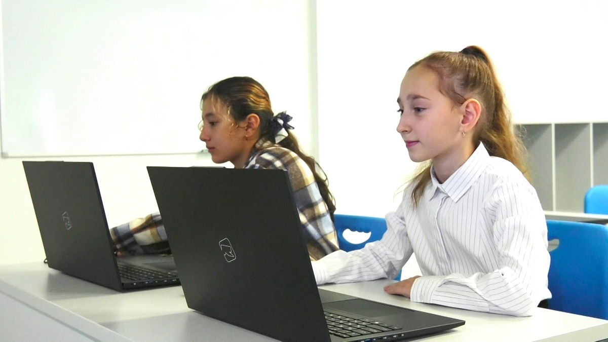    В Лангепасе заработал IT-куб