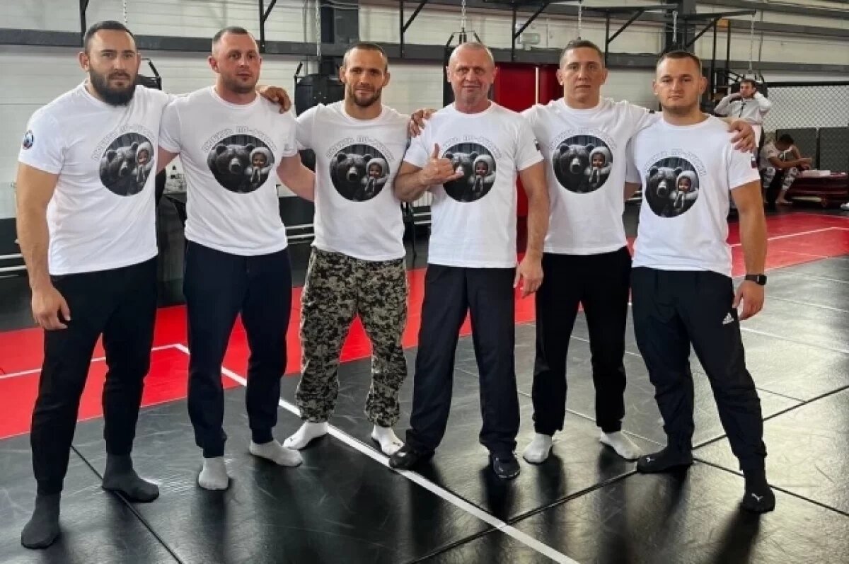    В Барнауле состоялся открытый турнир по борьбе в формате sabmission only