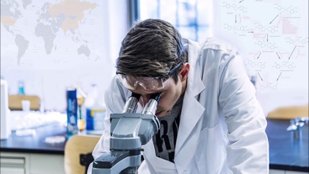 Исследователи обнаружили в мозговой ткани мумий XVII века кокаин, гигрин и бензоилэкгонин.