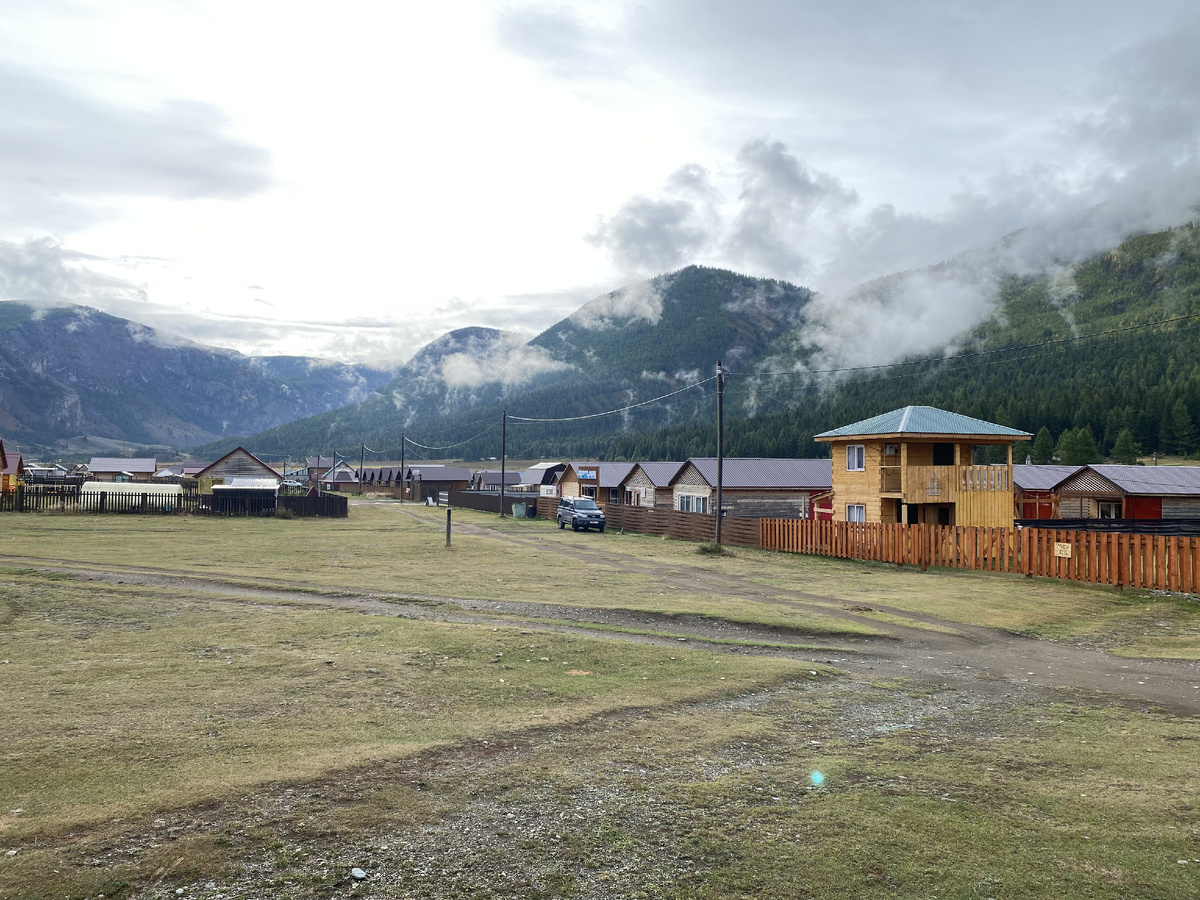 Вид из окна домика в "Горном орле"