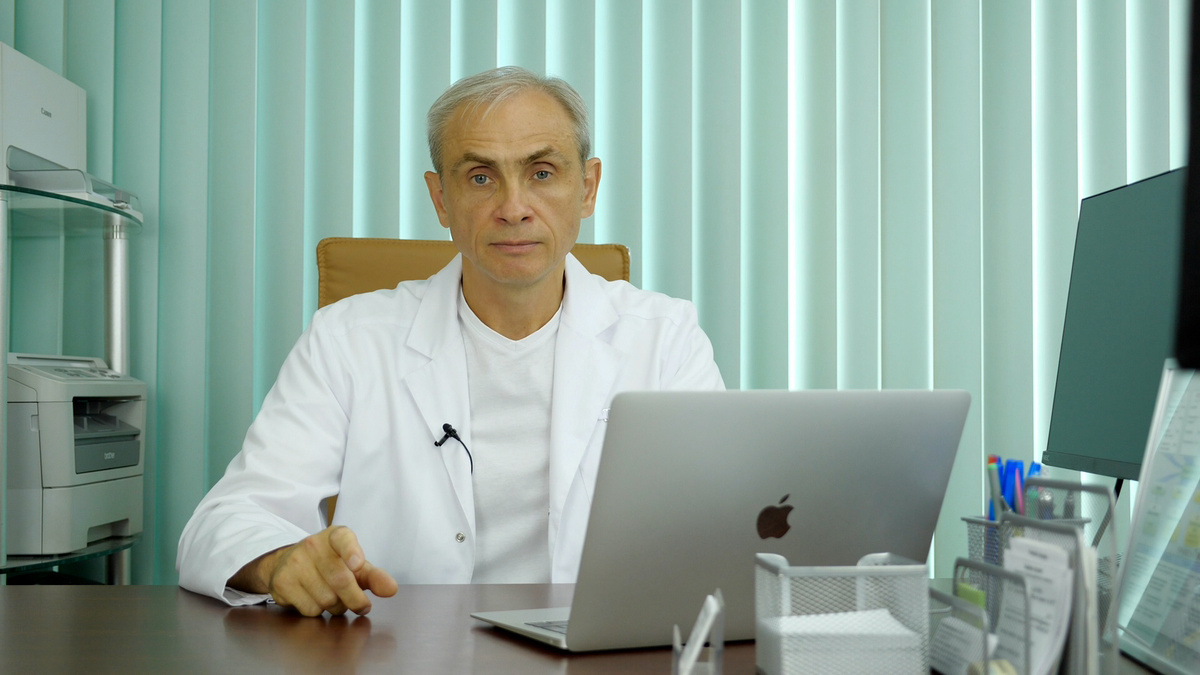 Доктор А.В. Ушаков