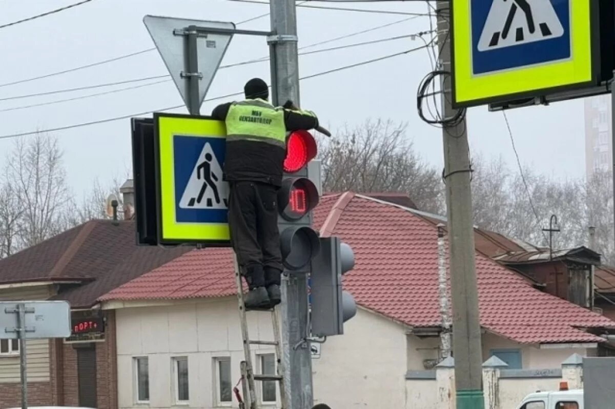    На 18 перекрестках Пензы хотят внедрить адаптивное управление светофорами