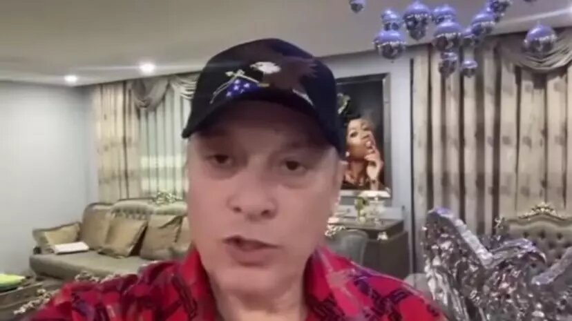     Автор: Скриншоты видео Андрея Разина