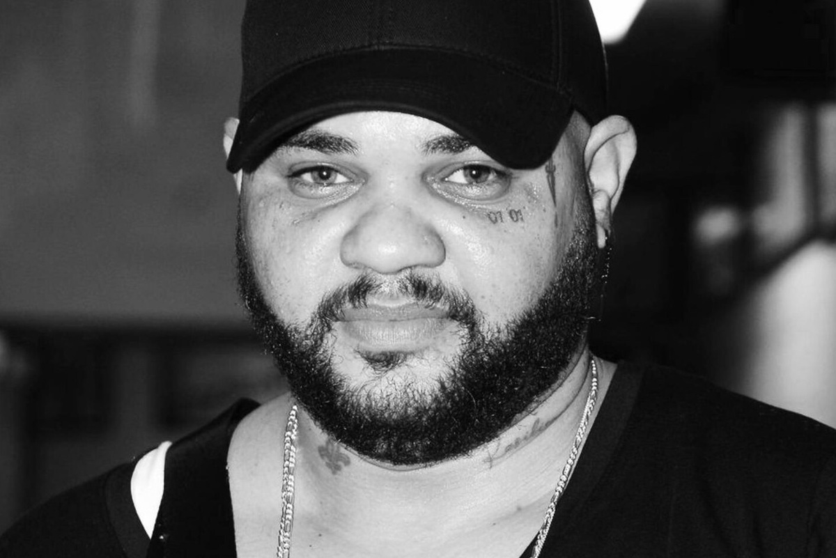     Убит выстрелом в голову в своем джипе 37-летний рэпер Эль Тайгер