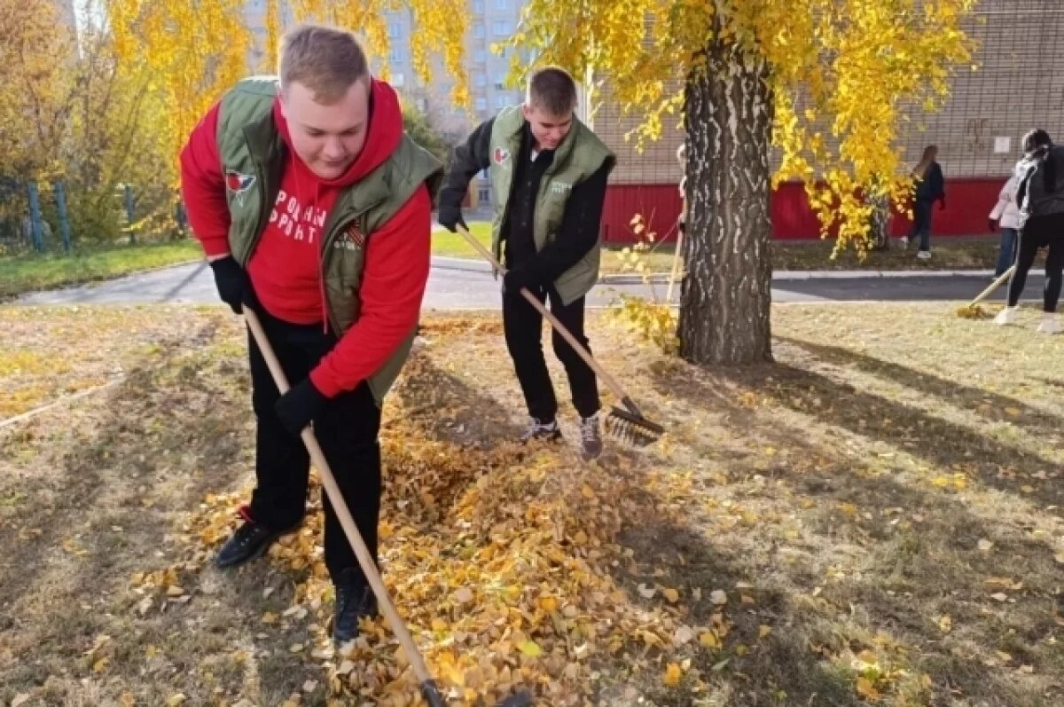   Около 15 тысяч жителей Барнаула приняли участие в «чистом четверге»