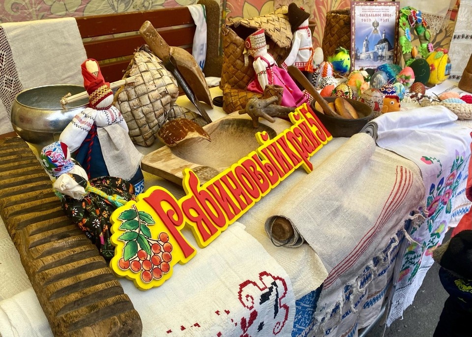    Найти ожившие сказки можно в группе центра «Рябиновый край» в соцсетях. Фото: Дом Дружбы Мурманской области