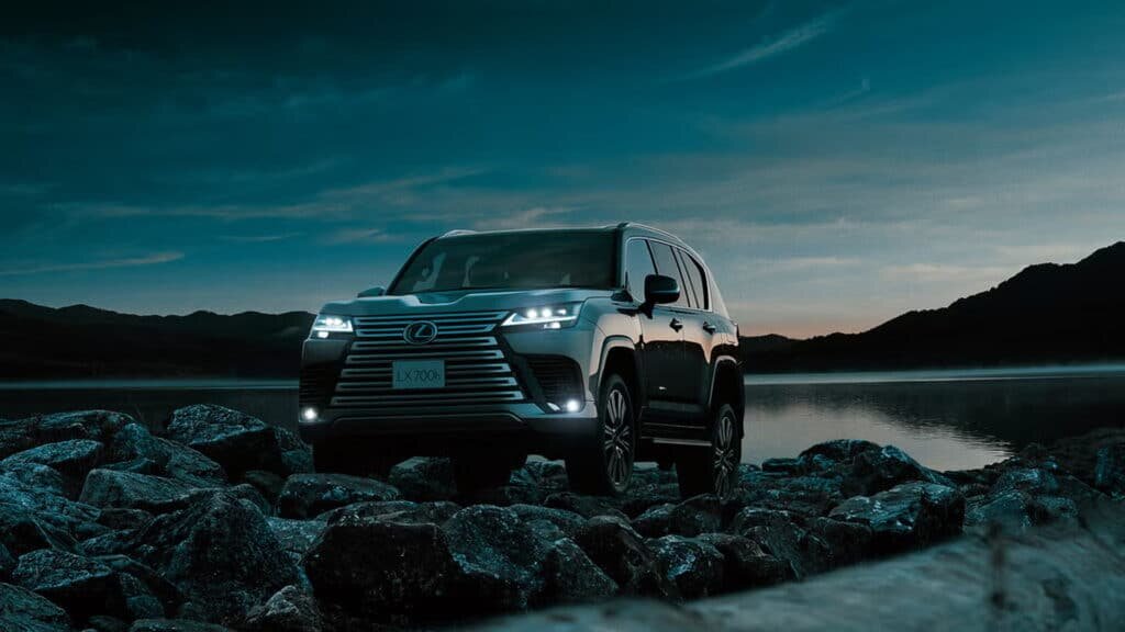    Lexus, бильд-редактор: Артур Алескеров