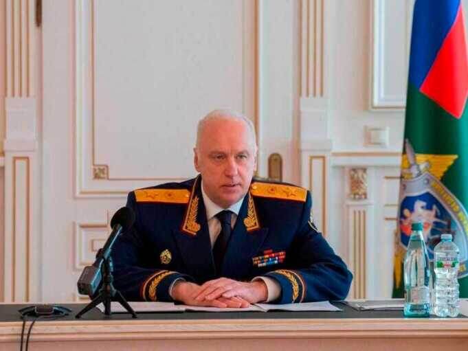 Был ли господин Бастрыкин в курсе того, что творило следствие в Новосибирске? Возможно, нет. Проверил ли работу своих подчинённых? Точно нет.