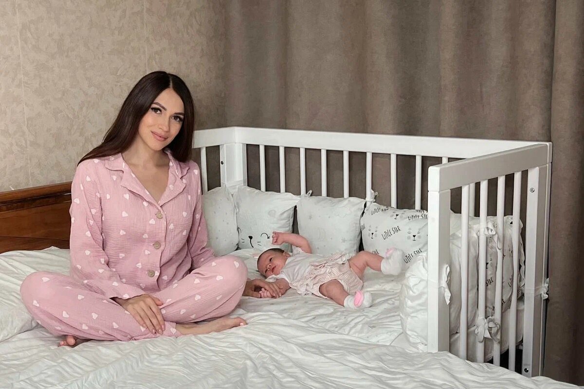 Приставной вариант кроватки Lilla Aria. Интернет-магазин "Инфания". 