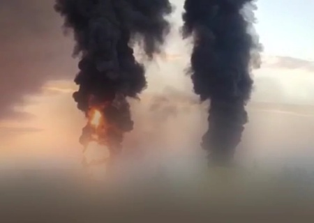    Нефтяной пожар в Феодосии вспыхнул вновь