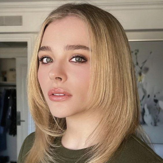     Хлоя Грейс Морец снимется в детективном сериале «Убийство моей матери»