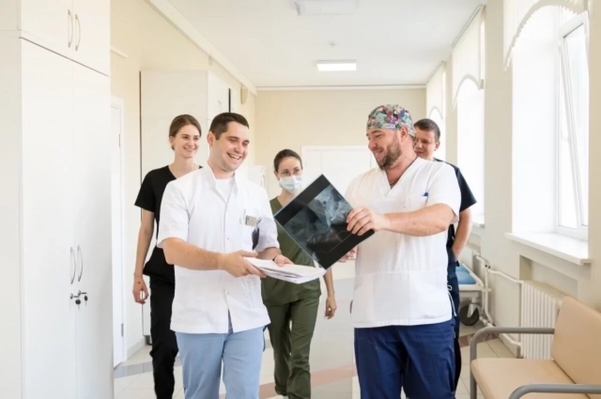    Самарские хирурги прооперировали пациентку с Сахалина со сложной патологией