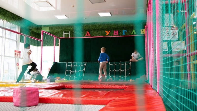    Дети провели время в детском городке Фото: Валерия Алтухова / / ИА «Победа26»