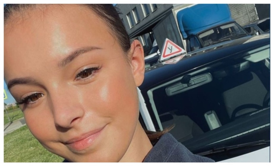    Анна Щербакова пошла в автошколу, чтобы получить водительские права. Фото: Соцсети Анны Щербаковой