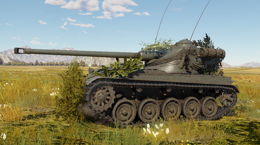 Играю на танке AMX-13 в War Thunder.